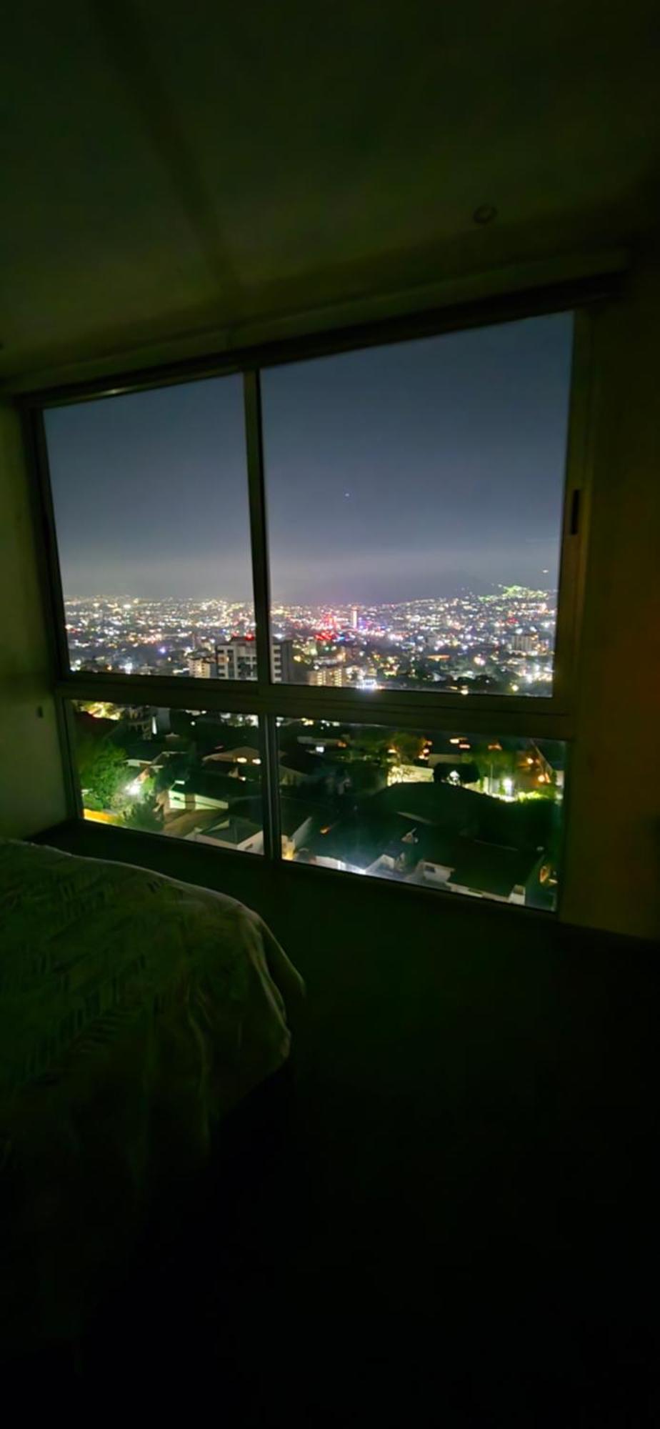 The Sky View Apartment *